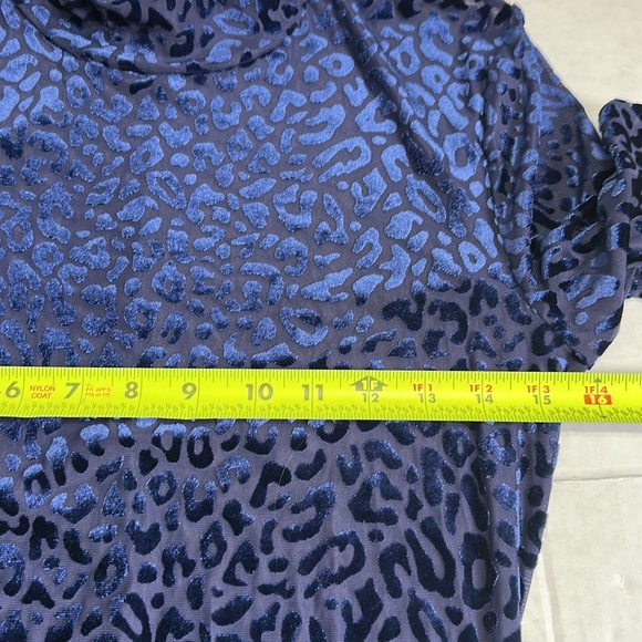 Bardot Adoni Blue Leopard Women’s Bodysuit Size 8 Mock Neck Velvet Long Sleeve - Picture 7 of 11